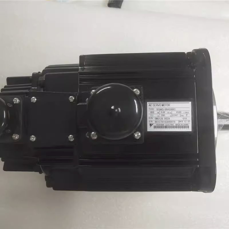 SGMG-09A2ABC YASKAWA AC SERVO MOTOR