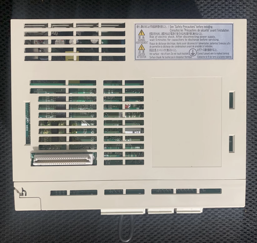 SGDH-02AE YASKAWA AC SERVO DRIVER